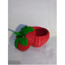 Корзина ягода плетеная с крышкой